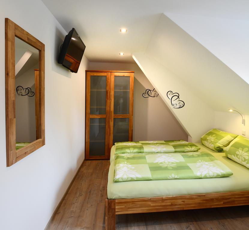 Pension Zum Hirsch Göda Chambre photo
