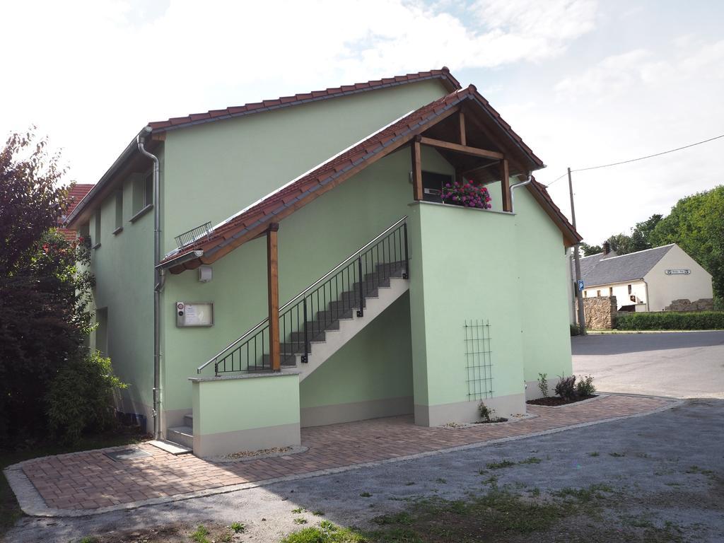 Pension Zum Hirsch Göda Chambre photo